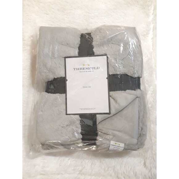 Faux Fur Soft Throw Blanket Threshold Light Gray (50" x 60") BRAND NEW SEALED!!! - Picture 1 of 4
